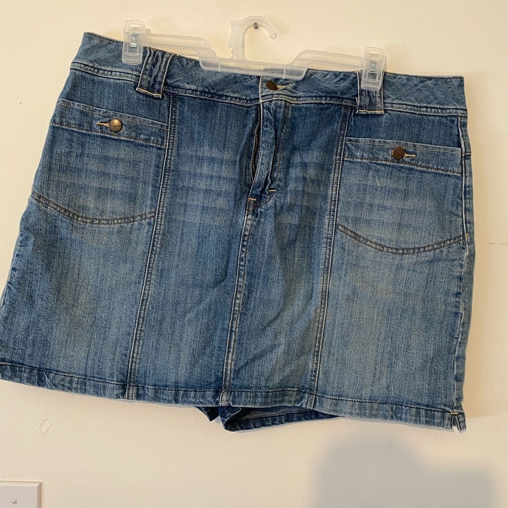 Jean skort